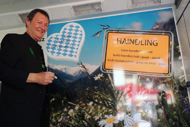 Der Schirmherr des diesjährigen Volksfest-RTW Hans-Jürgen Buchner alias Haindling.