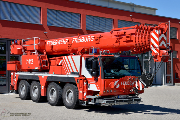 Auch die Berufsfeuerwehr Freiburg hat sich im Jahr 2013 für einen LTM 1070 4.2 Mobilkran entschieden.