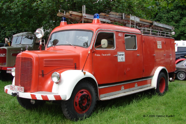 Eines der ersten Ganzstahl-Löschgruppenfahrzeuge von Metz.
