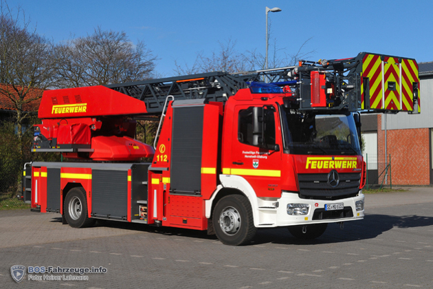 DLK der Feuerwehr Henstedt-Ulzburg