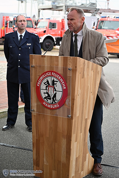 Innensenator Andy Grote und Landesbereichsführer Harald Burghart